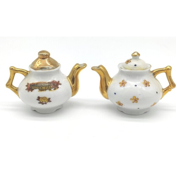Vintage Japan York County Fair Souvenir Teapots Pennsylvania PA Tea Pot Set Of 2 - Picture 1 of 11